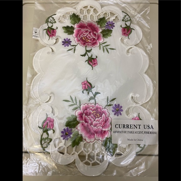 ❤️3/$30 Current USA Set of 2 Table Accent ROSE NIP